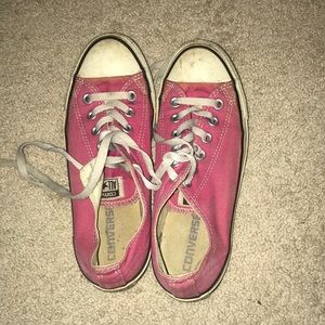 hot pink converse